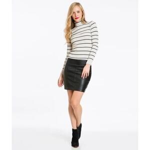Marine Layer Women's Black Lolo Faux Vegan Leather‎ Mini Skirt Stretch Modern M